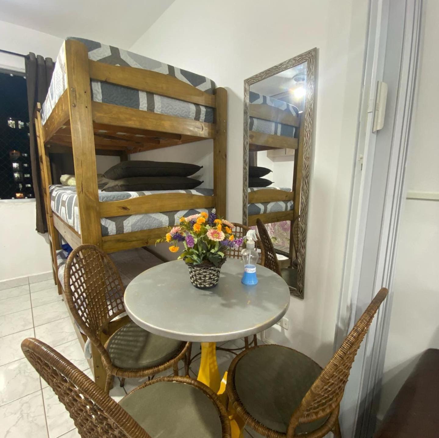 Apartamento Kitnet Pe Na Areia Praia Ocian Praia Grande  Kültér fotó