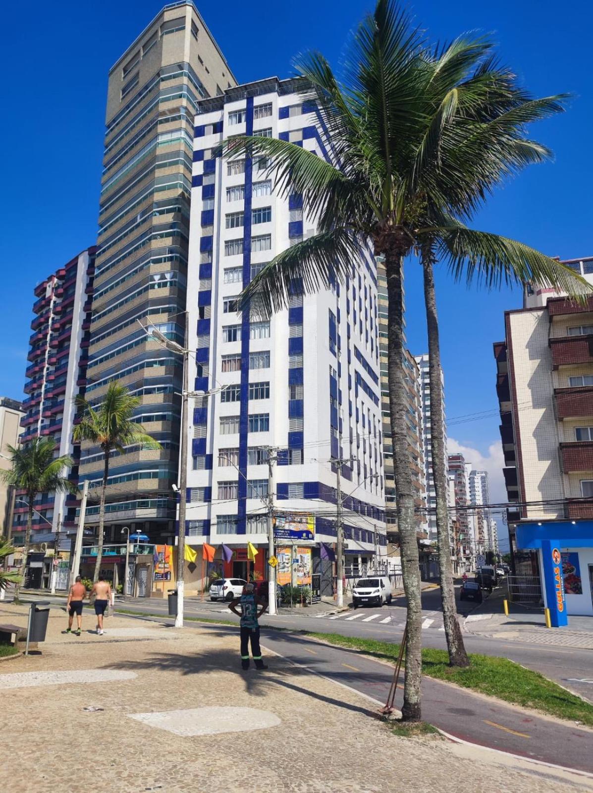 Apartamento Kitnet Pe Na Areia Praia Ocian Praia Grande  Kültér fotó